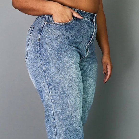 Plus Mid Wash Split Hem Jean - Picture 1 of 4